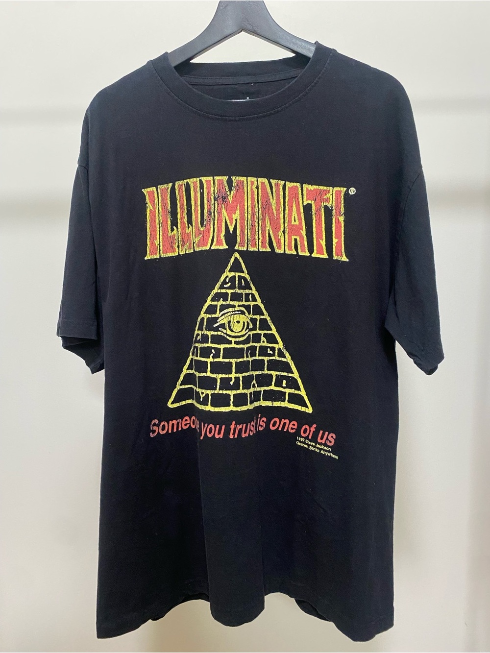Oversized graphic tee